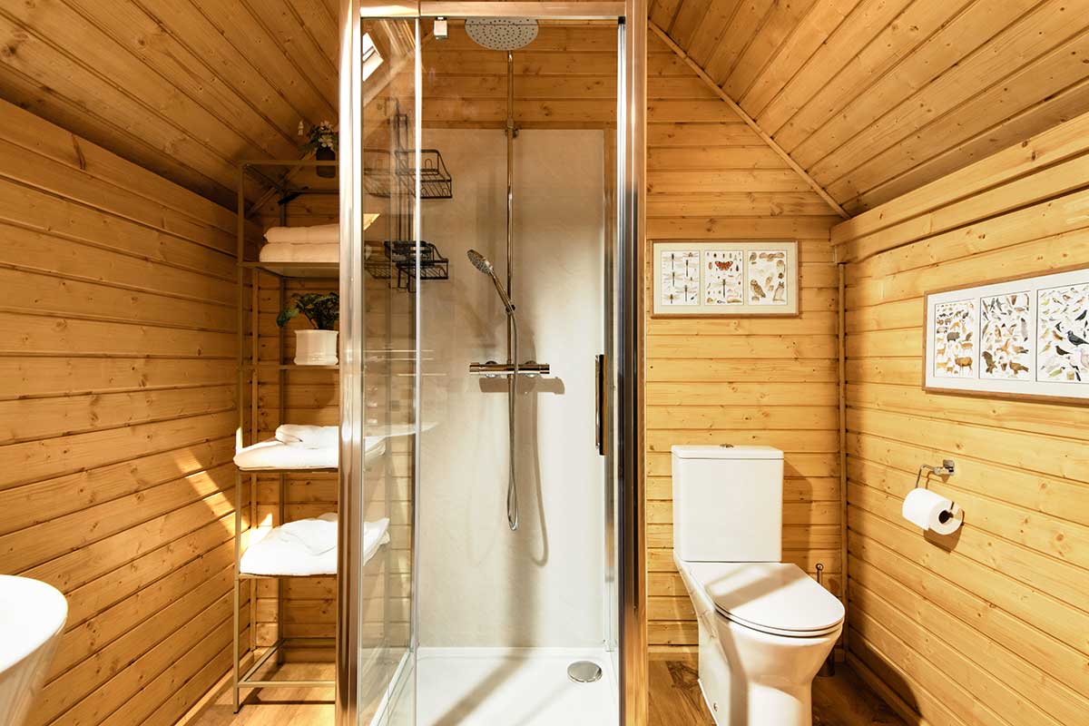 Goldcrest Lodge Bathroom